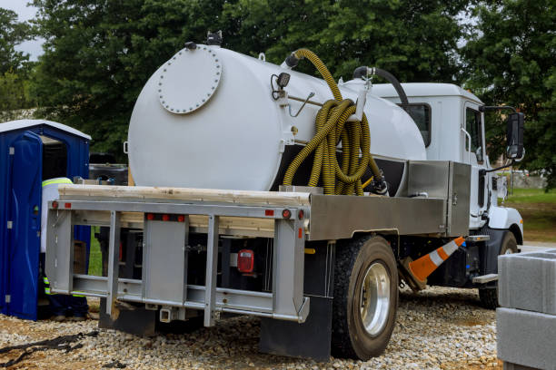 Best Restroom trailer rental cost  in Lake Fenton, MI